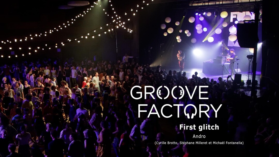 Découvrir le clip "First Glitch" live